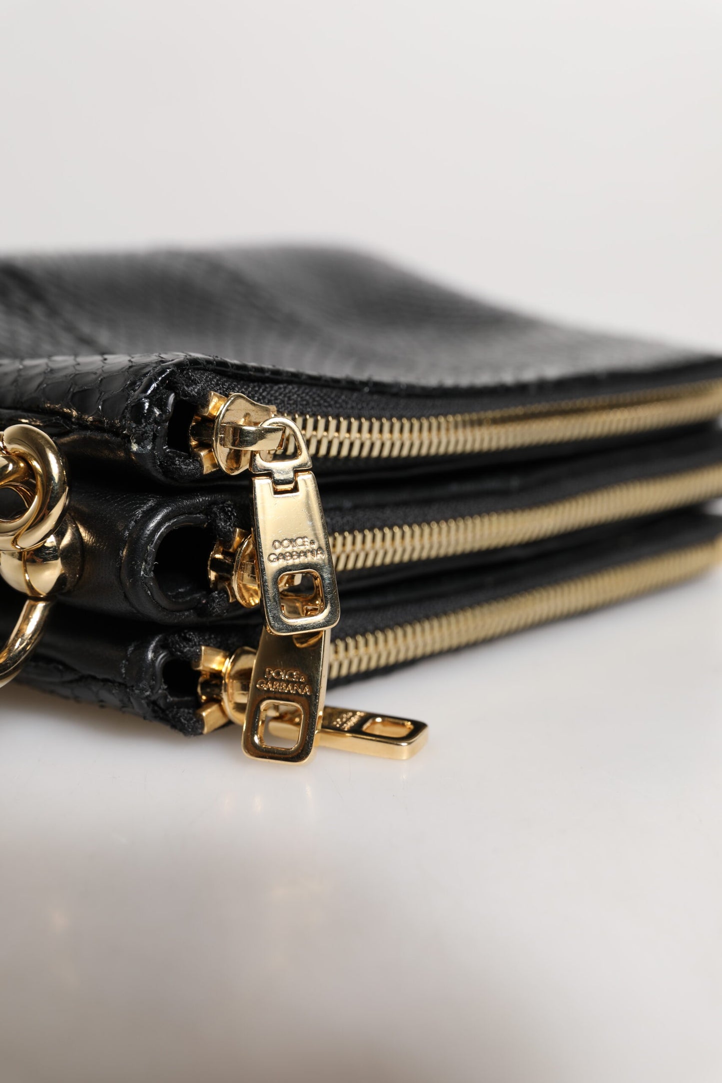 Dolce & Gabbana laukku - Black Exotic Leather Shoulder Sling Clutch Bag