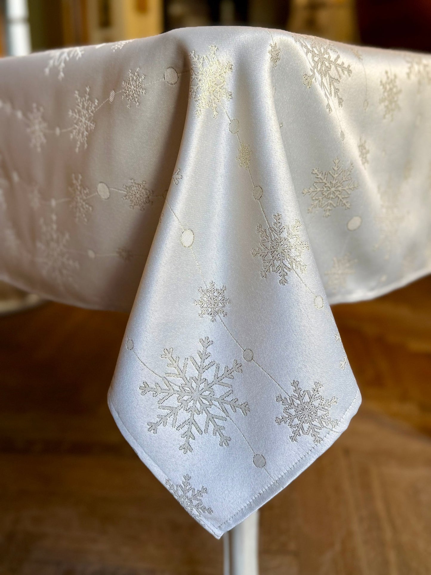 Rectangular Tablecloth - Golden Snowfall