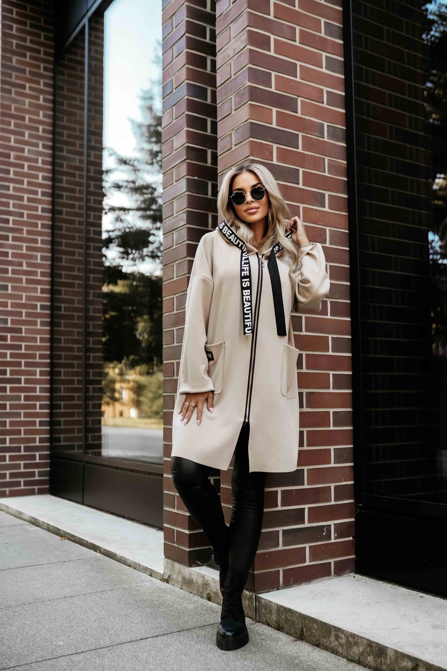 20898-4-632-1 Casual coat with pockets and a hood - beige-4