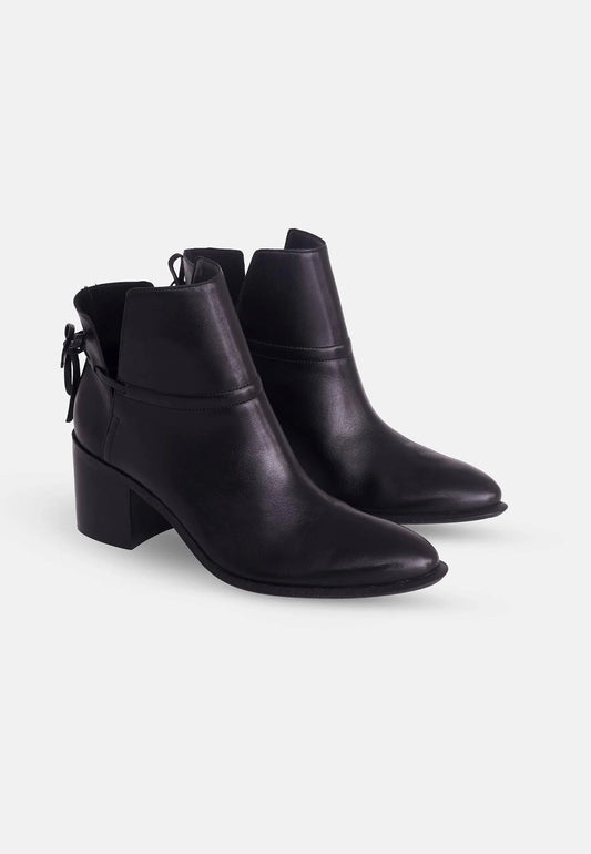 Black Leather Ankle Boots Attalea – Women’s Block Heel Booties
