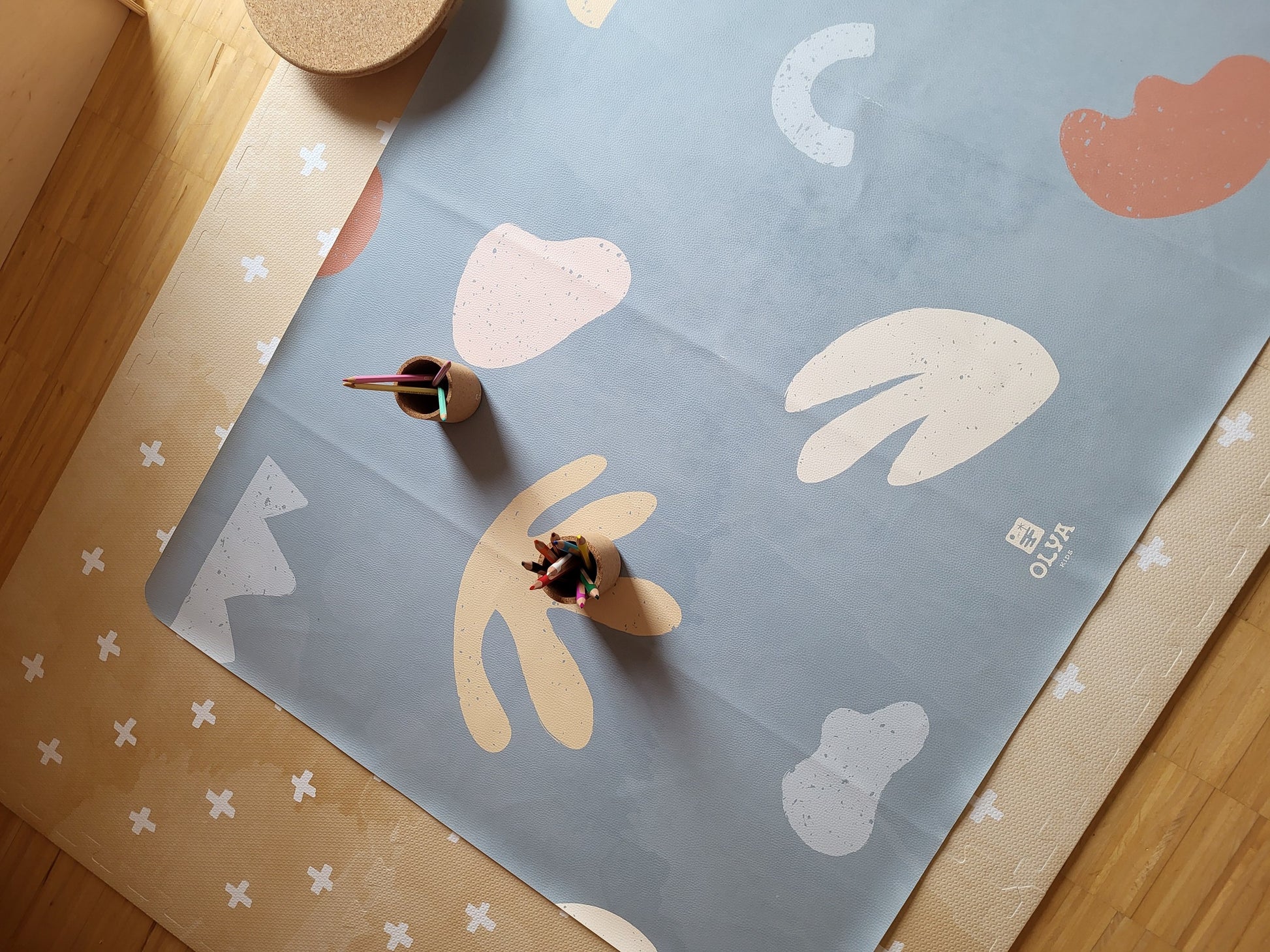 Kids Mealtime Floor Mat, Non-Slip & Waterproof - Organic Sea